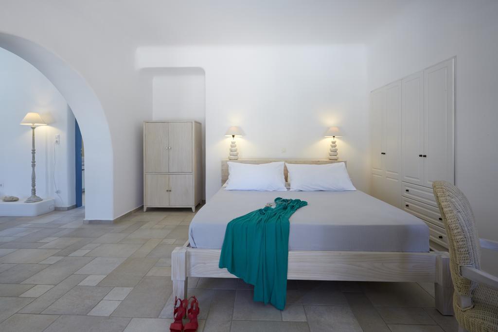 Black Rose Beach Suites 페리사 객실 사진