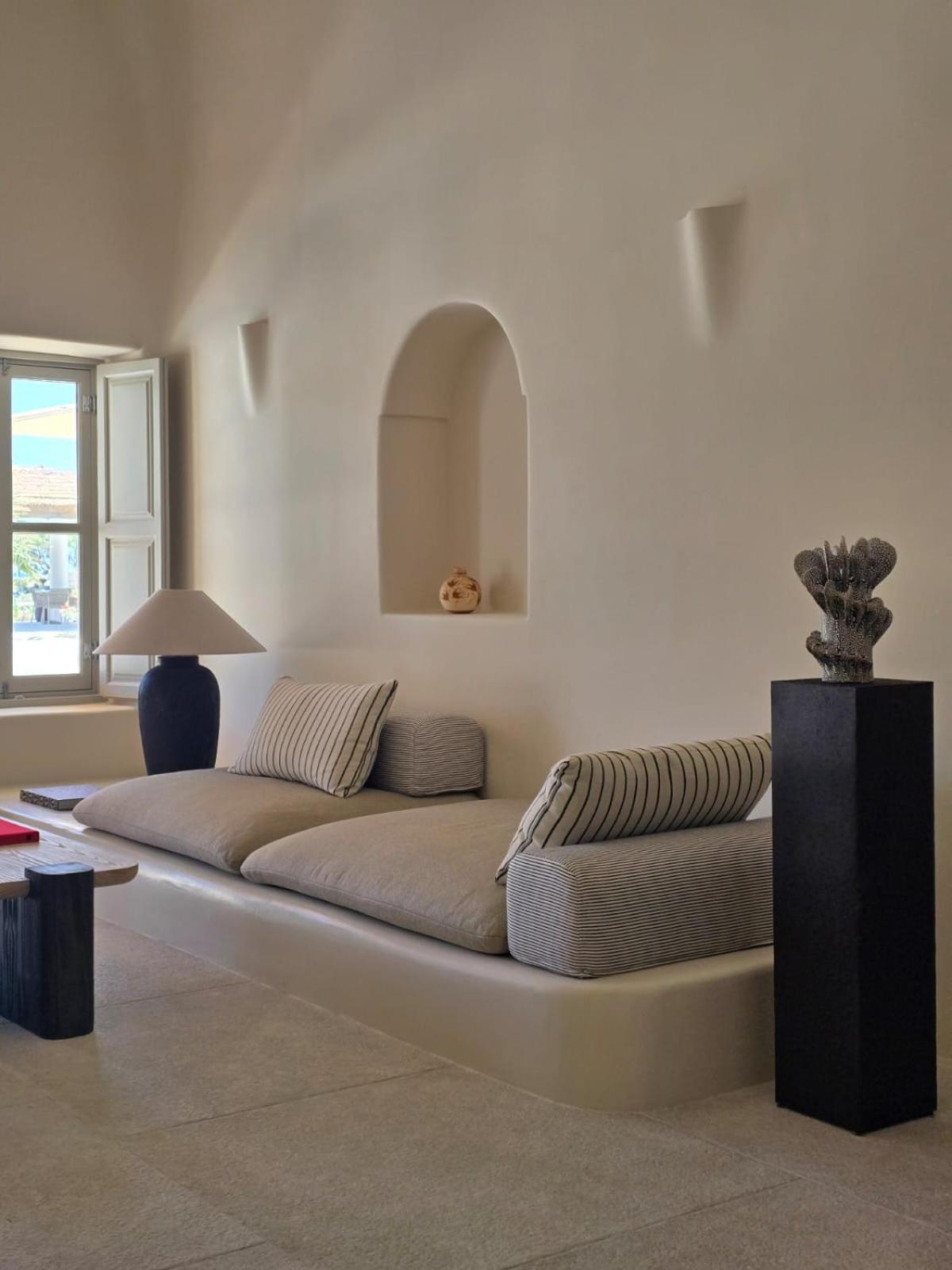 Black Rose Beach Suites 페리사 외부 사진